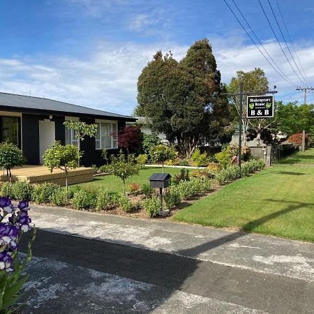 Bed and Breakfast Shakespeare House Те-Анау Экстерьер фото