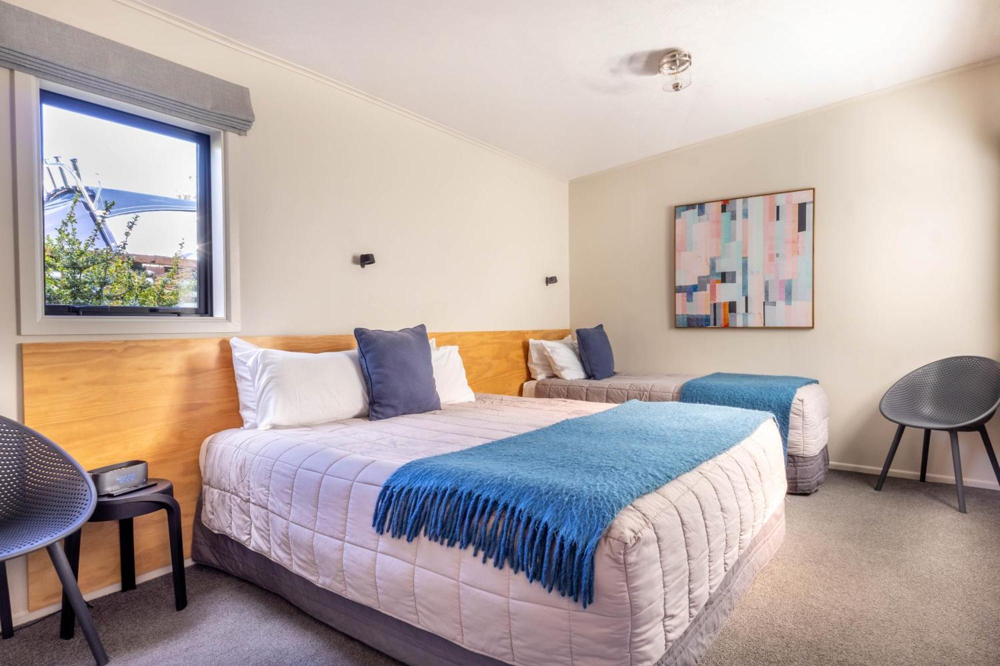 Bed and Breakfast Shakespeare House Те-Анау Экстерьер фото