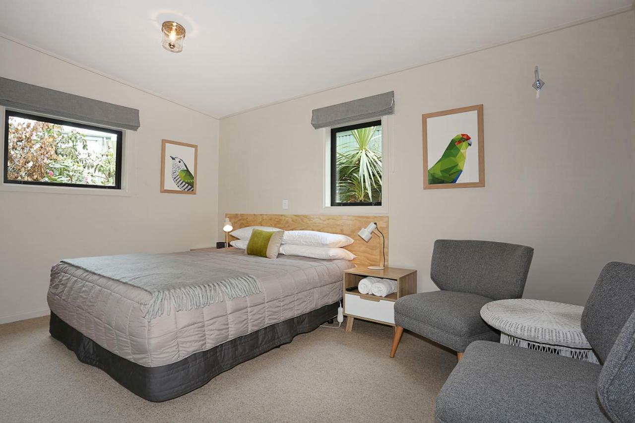 Bed and Breakfast Shakespeare House Те-Анау Экстерьер фото